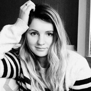 Meet your Posher, Julia